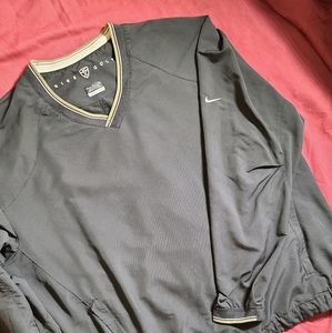 Nike golf pull over